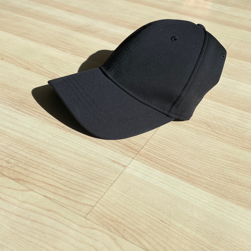 Black adjustable Lululemon hat
